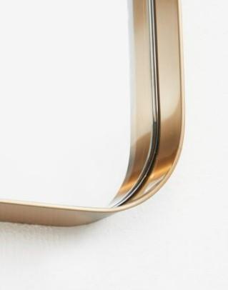 Cass&oslash;e spejl m/b&oslash;rstet messing ramme - 120x80 cm - Vendbart