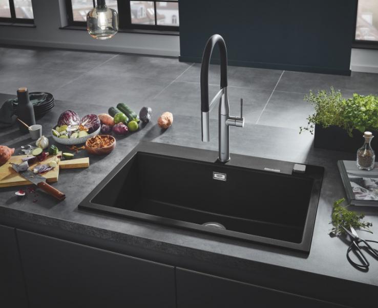 Grohe K700 k&oslash;kkenvask i komposit 60-C - Sort