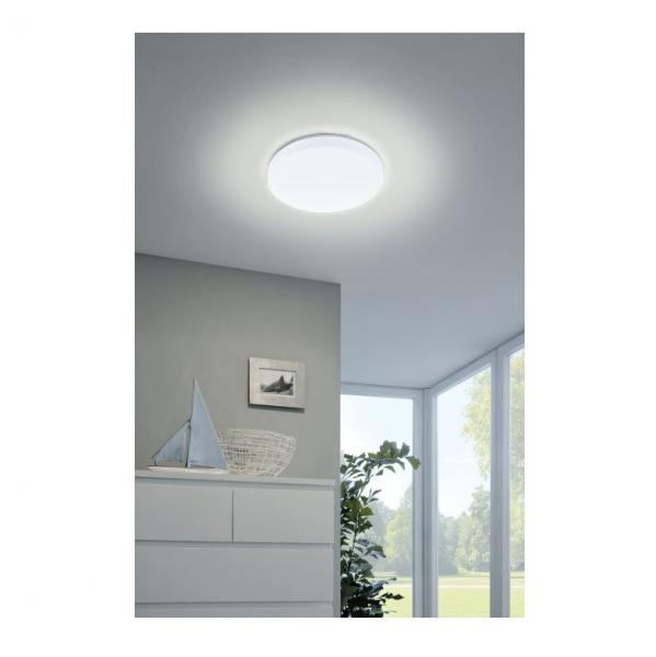 Eglo Frania v&aelig;g- og loftslampe